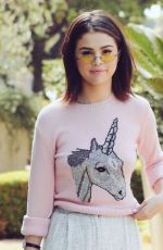 SELENA GOMEZ Out and About in Los Angeles 08/24/2017