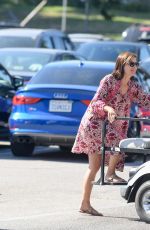 SELMA BLAIR Chauffeured in a Golf Cart in Los Angeles 08/009/2017