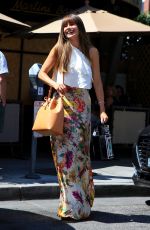 SOFIA VERGARA at Il Pastaio in Beverly Hills 08/14/2017