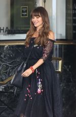 SOFIA VERGARA Shopping at Saks Fifth Avenue in Beverly Hills 08/03/2017