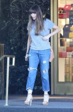 SOFIA VERGARA Shopping at Saks Fifth Avenue in Beverly Hills 08/16/2017