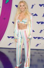 SOPHIE BEEM at 2017 MTV Video Music Awards in Los Angeles 08/27/2017