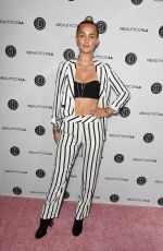 SUEDE BROOKS at 5th Annual Beautycon Festival in Los Angeles 08/12/2017