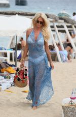 VICTORIA SILVSTEDT at Club 55 in St Tropez 08/19/2017
