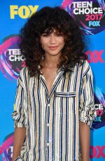 ZENDAYA COLEMAN at Teen Choice Awards 2017 in Los Angeles 08/13/2017