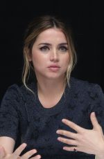 ANA DE ARMAS at Blade Runer 2049 Photocall in Los Angeles 09/24/2017