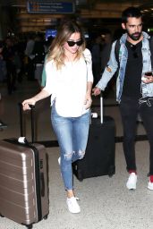 ANA DE ARMAS at Los Angeles International Airport 09/22/2017