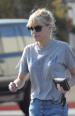 ANNA FARIS Emerges for the First Time Since Filing for Divorce with Chris Pratt 09/05/2017