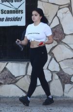 ARIEL WINTER Get Gun Permits in Burbank 09/26/2017