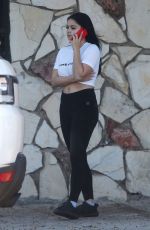 ARIEL WINTER Get Gun Permits in Burbank 09/26/2017