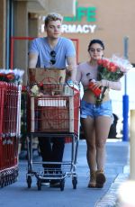 ARIEL WINTER Leaves Grocery Store in Studio City 09/27/2017