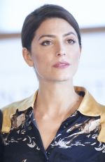 BARBARA LENNIE at Una Especie de Familia Photocall at 65th San Sebastian International Film Festival 09/25/2017