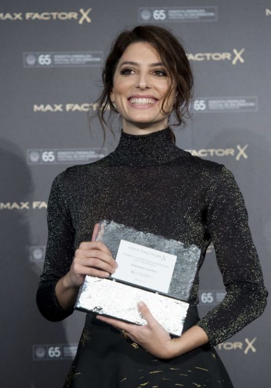 BARBARA LENNIE Wins Max Factor Award in San Sebastian 09/27/2017