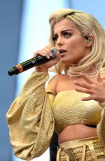 BEBE REXHA Performs at Global Citizen Festival in New York 09/23/2017