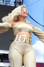 BEBE REXHA Performs at Global Citizen Festival in New York 09/23/2017