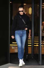BELLA and YOLANDA HADID Leaves Their Hotel in Milan 09/24/2017