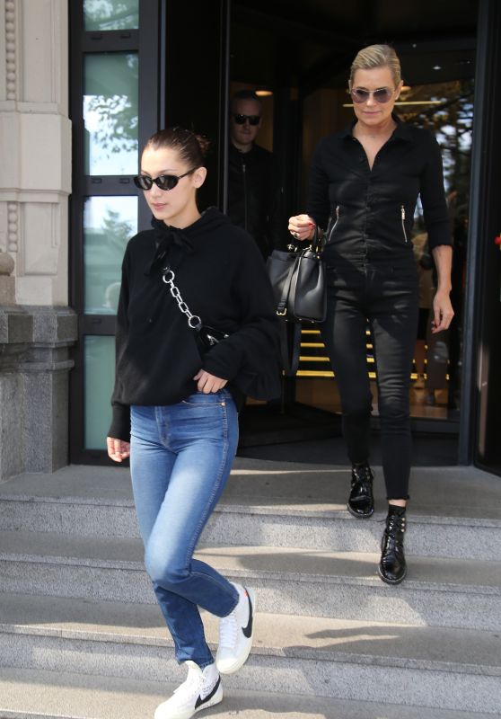 BELLA and YOLANDA HADID Leaves Their Hotel in Milan 09/24/2017