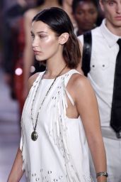 BELLA HADID at Bottega Veneta Fashion Show in Milan 09/23/2017
