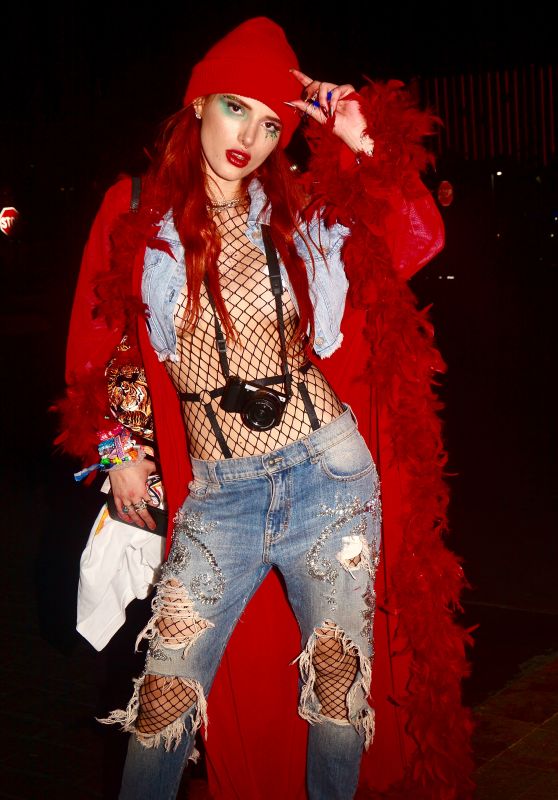 BELLA THORNE a the Life in Beautiful Concert in Las Vegas 09/24/2017