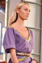 CANDICE SWANEPOEL at Bottega Veneta Fashion Show at Milan Fashion Week