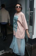 CHARLI XCX Arrives at Global Radio in London 09/04/2017