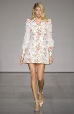 DEVON WINDSOR at Zimmermann Fashion Show