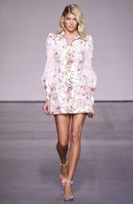 DEVON WINDSOR at Zimmermann Fashion Show