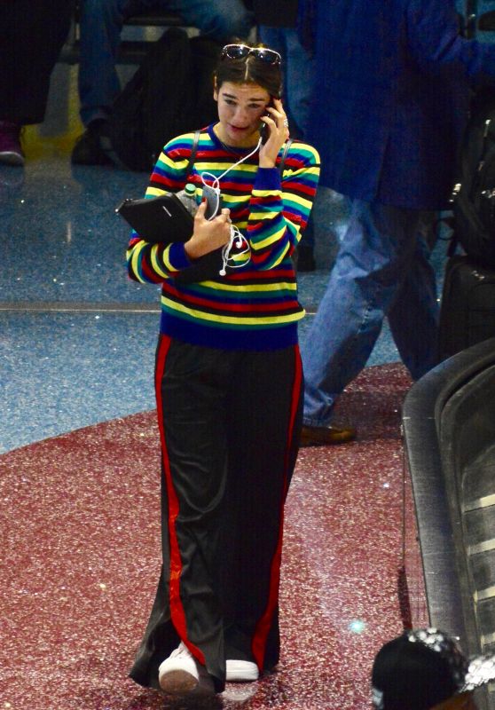 DUA LIPA Arrives at Airport in Las Vegas 24.09.2017