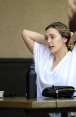 ELIZABETH OLSEN Out for Lunch at Erewhon Natural Foods in Los Angeles 09/22/2017