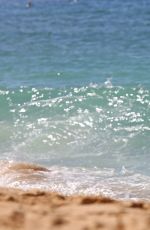 ELIZABETH TURNER in Bikini on the Beach in Hawaii 09/10/2017