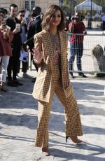 EMILY RATAJKOWSKI Arrivaes at Nina Ricci Fashion Show in Paris 09/29/2017