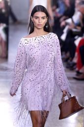 EMILY RATAJKOWSKI at Bottega Veneta Fashion Show in Milan 09/23/2017
