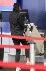 EMILY RATAJKOWSKI at Los Angeles International Airport 09/11/2017