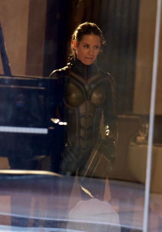 EVANGELINE LILLY on the Set of Ant-man and the Wasp in Atlanta 09/26/2017