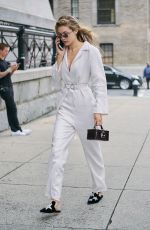 GIGI HADID Arrves at Tom Ford Fashion Show at New York Fashion Week 09/06/2017