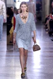 GIGI HADID at Bottega Veneta Fashion Show in Milan 09/23/2017