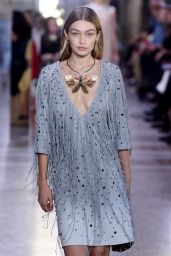 GIGI HADID at Bottega Veneta Fashion Show in Milan 09/23/2017