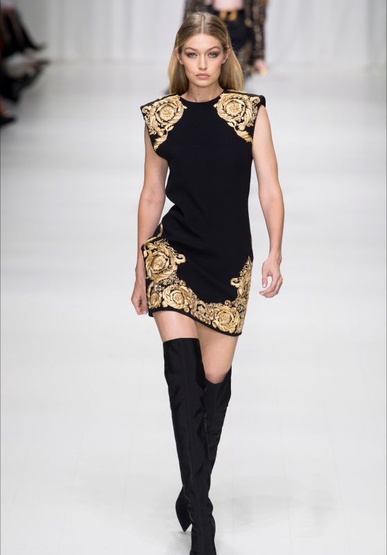 GIGI HADID at Versace Fashion Show at Milan Fashion Week