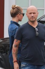 GWYNETH PALTROW at Brentwood Country Mart 09/14/2017