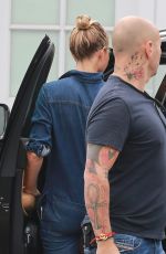 GWYNETH PALTROW at Brentwood Country Mart 09/14/2017