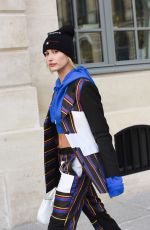 HAILEY BALDWIN Leaves Her Hotel in Paris 09/27/2017