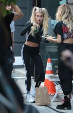 HAILEY BALDWIN on the Seof of a Photoshoot in New York 09/10/2017