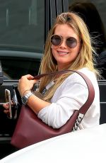 HILARY DUFF Leaves XIV Karats in Beverly Hills 09/19/2017