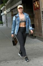 ISKRA LAWRENCE Heading to a Gym in New York 09/12/2017