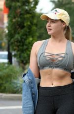 ISKRA LAWRENCE Heading to a Gym in New York 09/12/2017