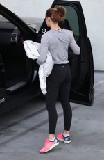 JENNIFER GARNER Arrives at a Gym in Los Angeles 09/30/2017