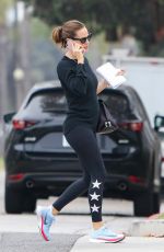 JENNIFER GARNER Out and About in Los Angeles 09/12/2017