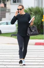 JENNIFER GARNER Out and About in Los Angeles 09/12/2017