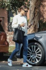 JENNIFER GARNER Out in Brentwood 09/17/2017