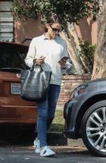 JENNIFER GARNER Out in Brentwood 09/17/2017